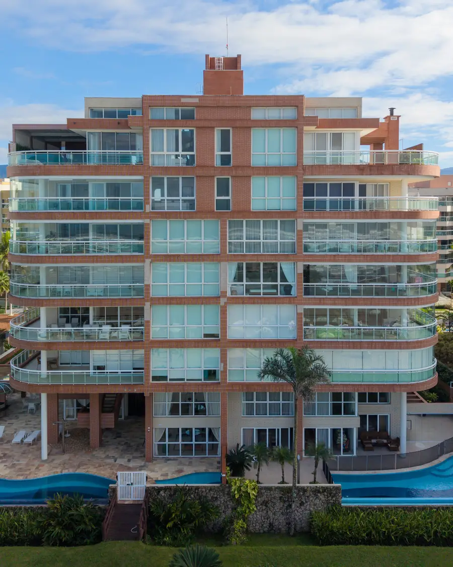 Fachada do Edifício Galeões, Módulo 02, Riviera de São Lourenço, Bertioga