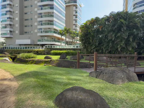 Jardim compartilhado (PI) do Módulo 08 da Riviera de São Lourenço, usado pelo Edifício Splendor