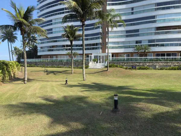 Jardim compartilhado (PI) do Módulo 06 da Riviera de São Lourenço, usado pelo Edifício Itaperubá