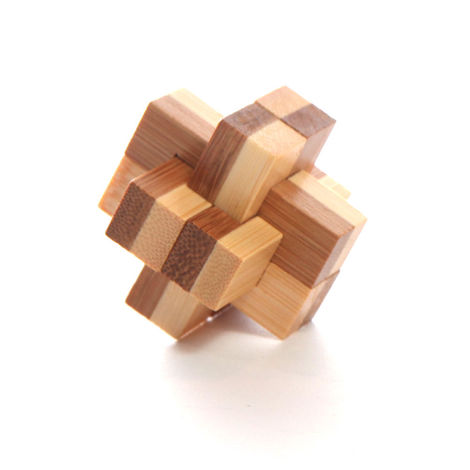 Nous nous rencontrons et parcourons ensemble le lieu, discutons de votre projet. Nous vous donnons notre avis au sujet des espaces, des modifications (uniquement à l'oral) et vous envoyons un avis de valeur détaillé par lots (ne fait pas office de devis).