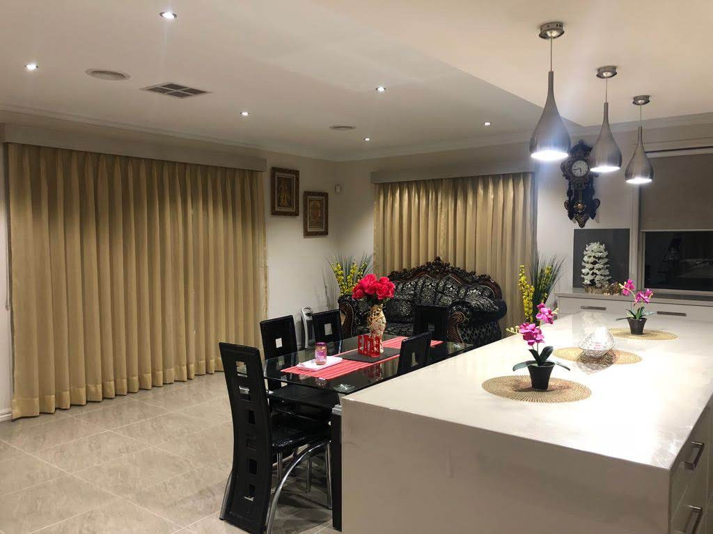 Sheer Curtains With Pelmet And Roller Bl