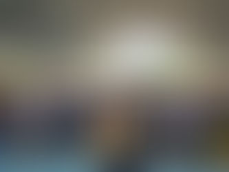 Com a presença do governador Gladson Cameli, a prefeita Rosana Gomes realiza a entrega de títulos