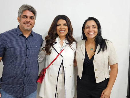 Prefeita Rosana Gomes recebe deputada Antônia Lúcia no Quinari