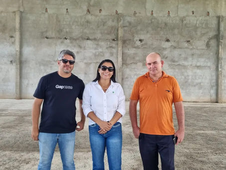 Prefeita Rosana Gomes faz visita técnica ao Ginásio da Bonal