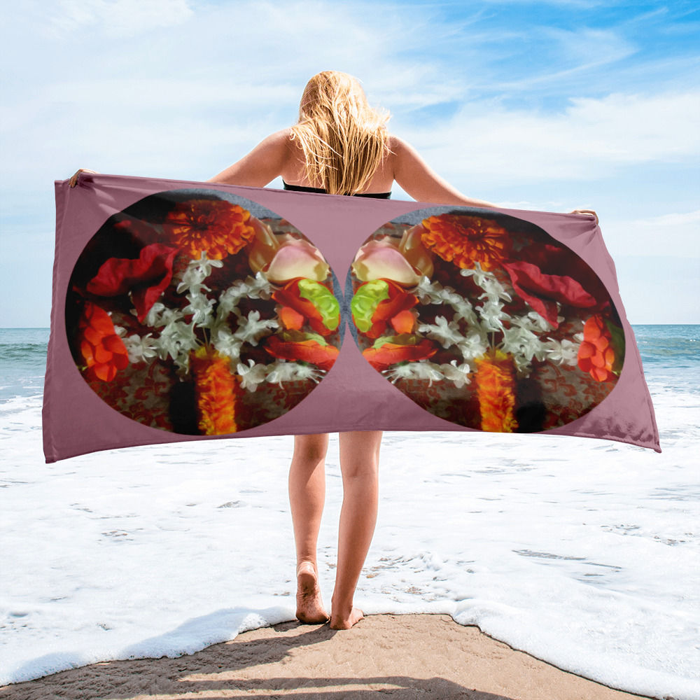 Identical Islands Beach & Luxury Towel