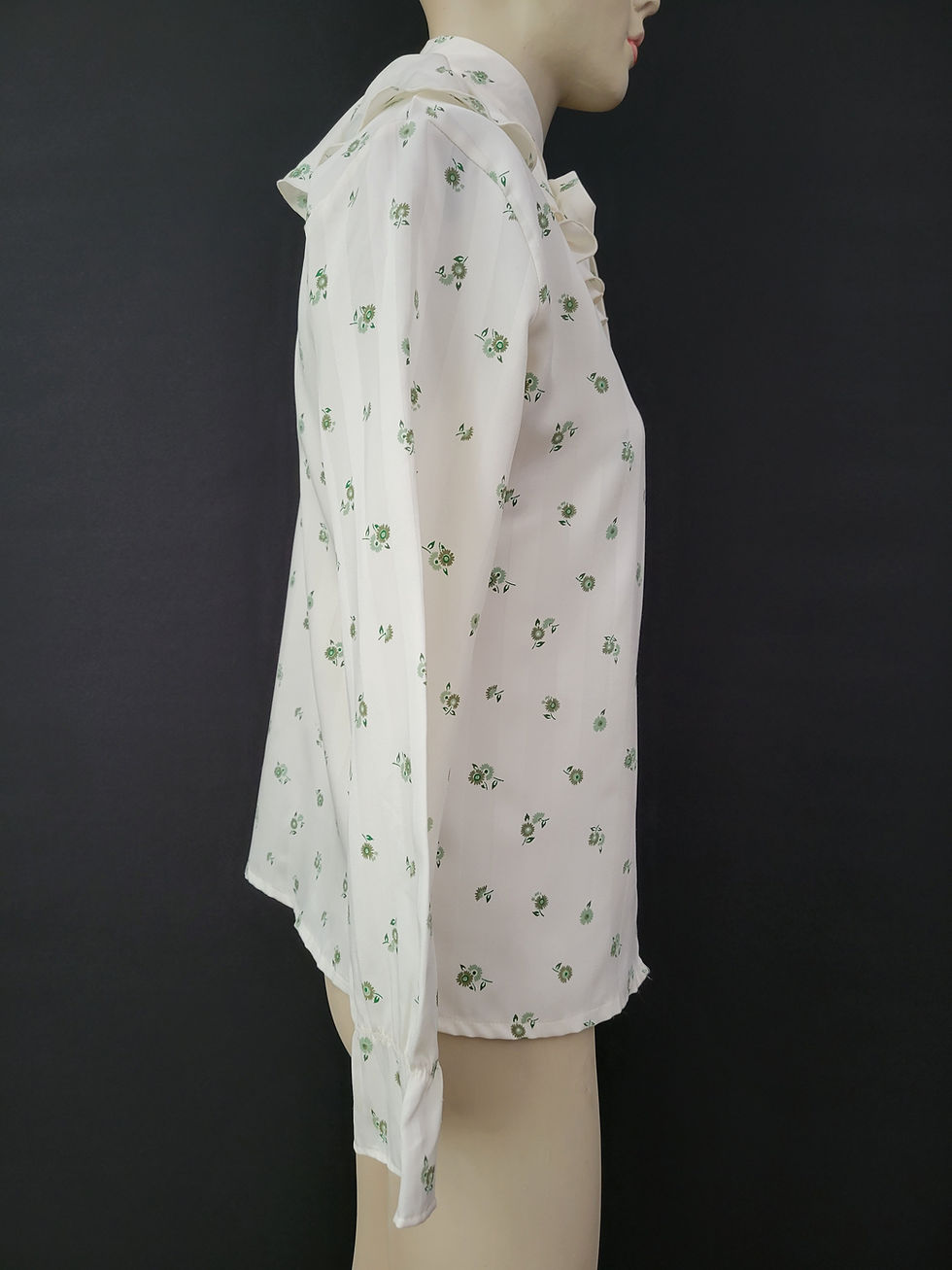 Thumbnail: Floral Ruffled Tie Neck Long Sleeve Button Up Blouse View 7