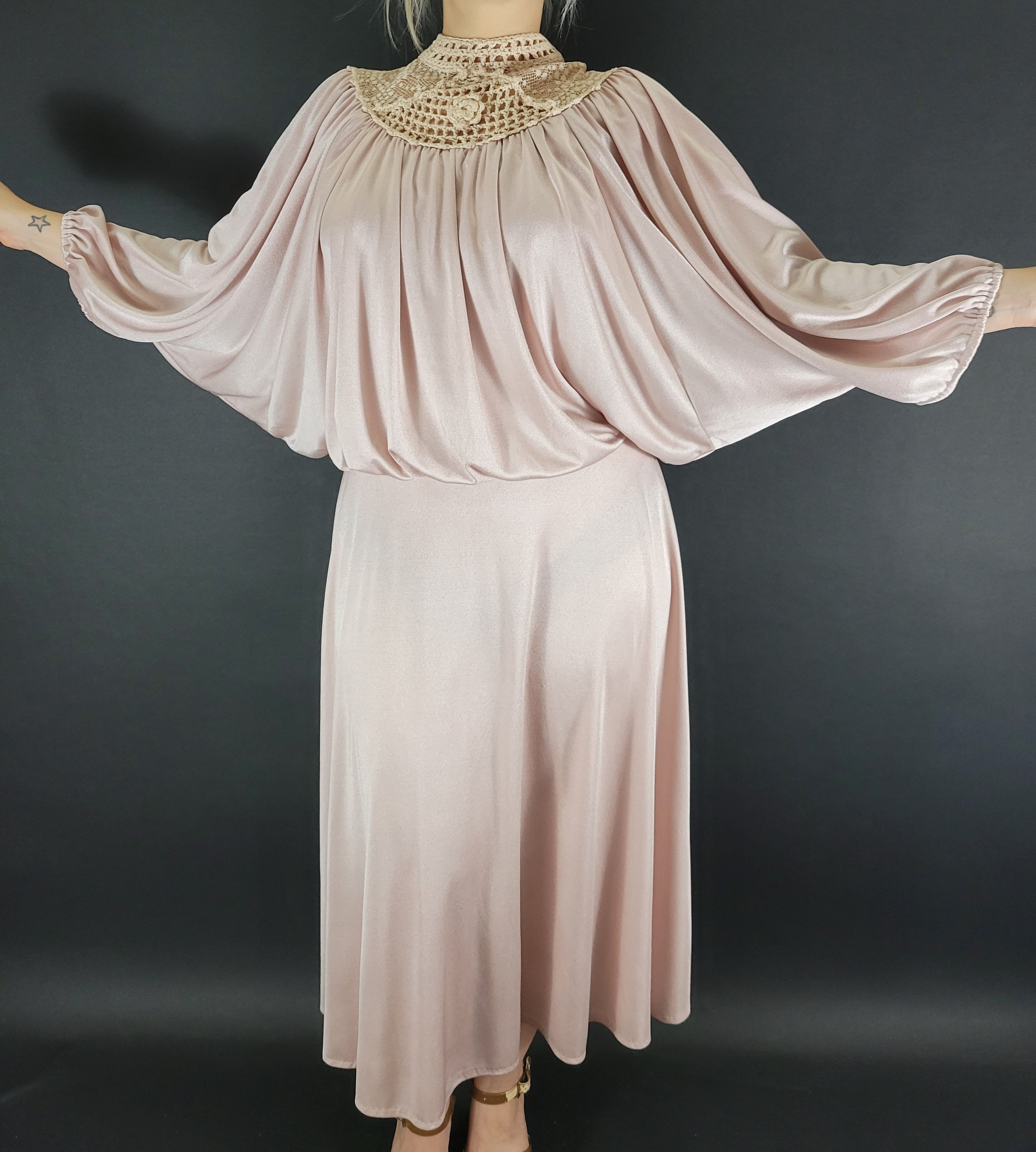 Dusty Rose Macrame Collar Balloon Sleeve Dress View 1