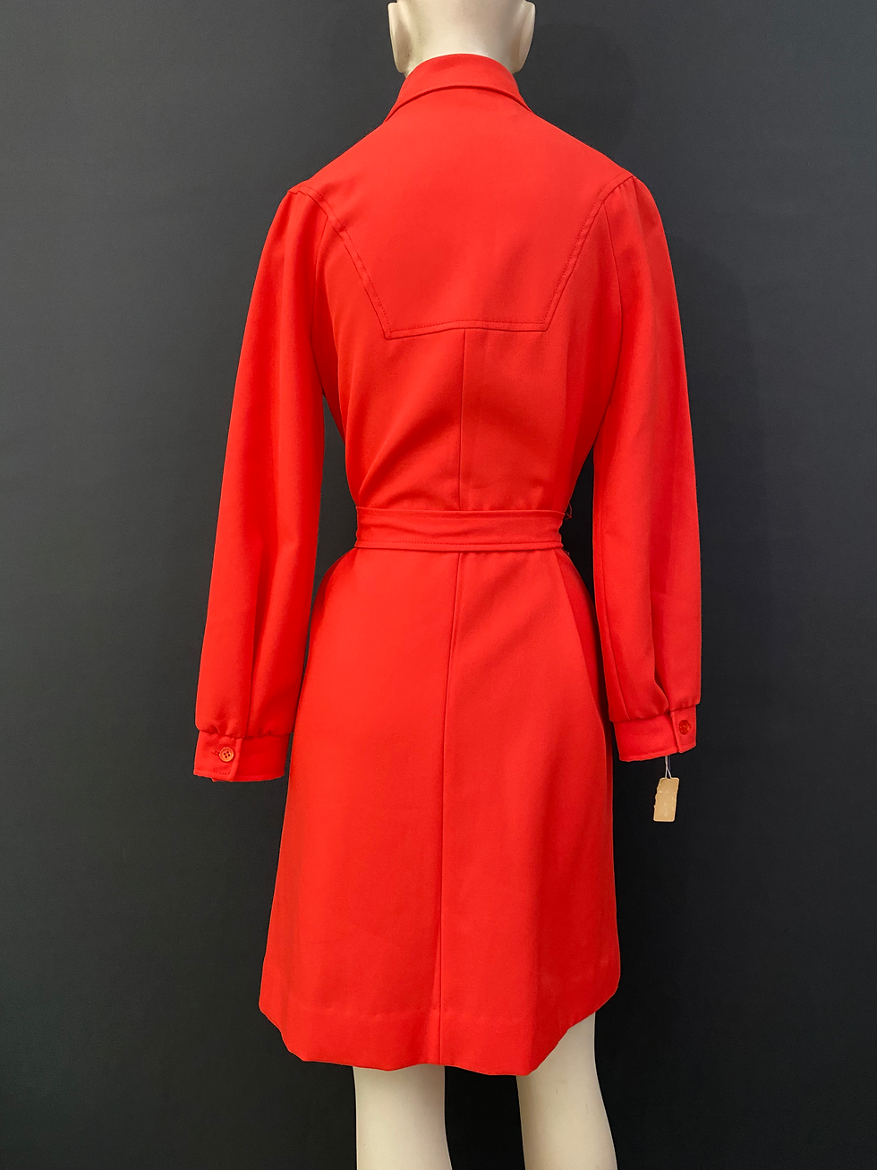 Thumbnail: Vintage Bright Red Dagger Collar Waist Tie Coat View Twelve