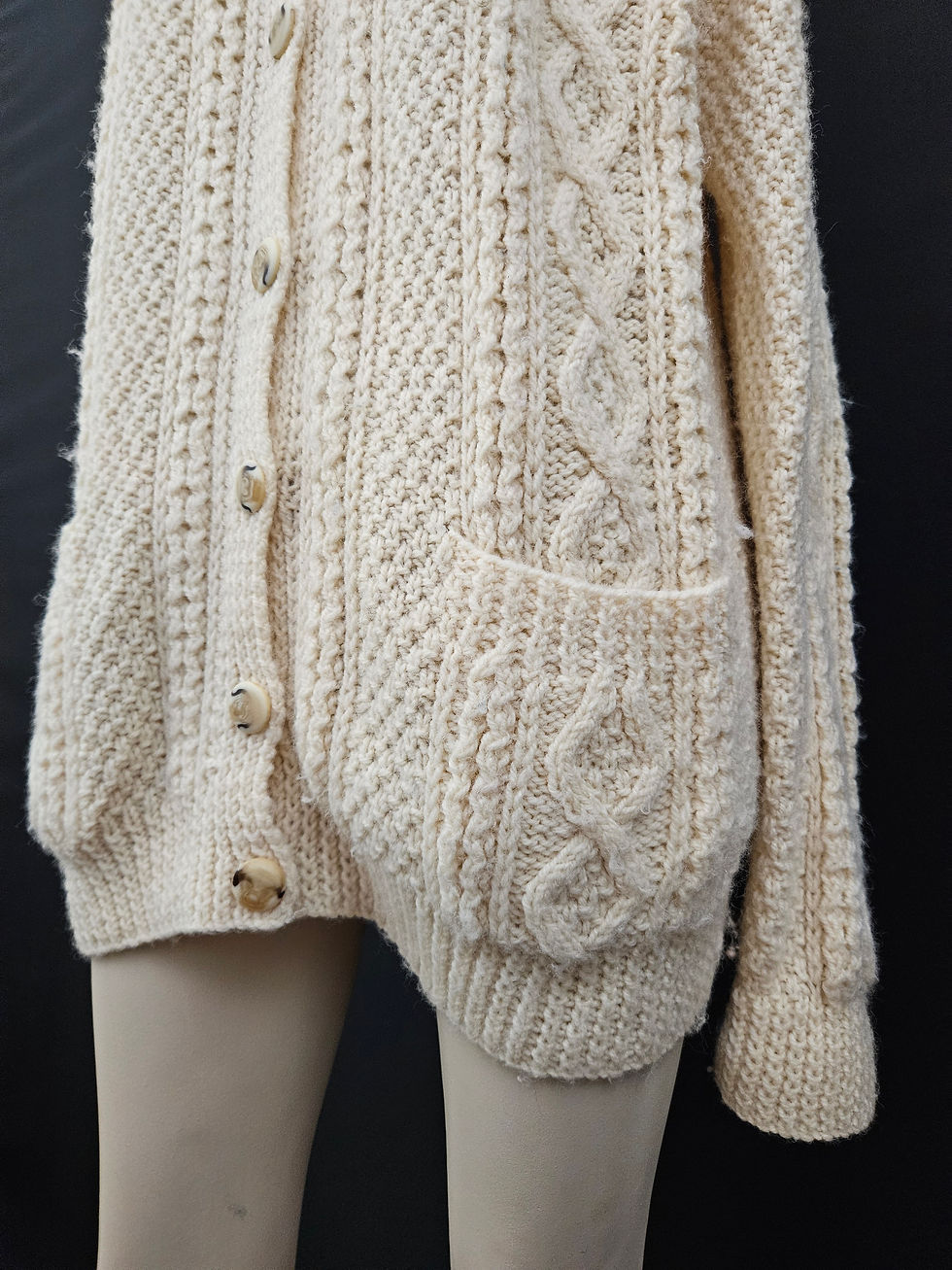 Thumbnail: Vintage Cream Knit Cardigan Sweater View Six