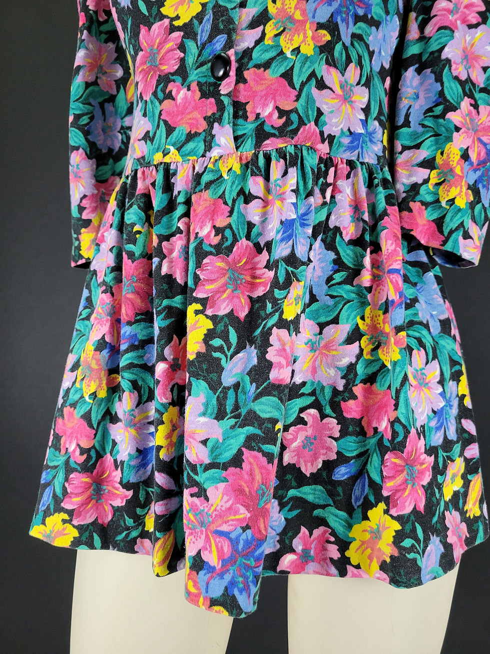 Thumbnail: Vintage Girls Puff Sleeve Pleated Floral Dress View Six