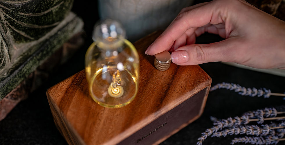 Grafika_Dyfuzor olejków, aromatyzer zapachowy Humanas Natural Wood - drewno orzecha włoski