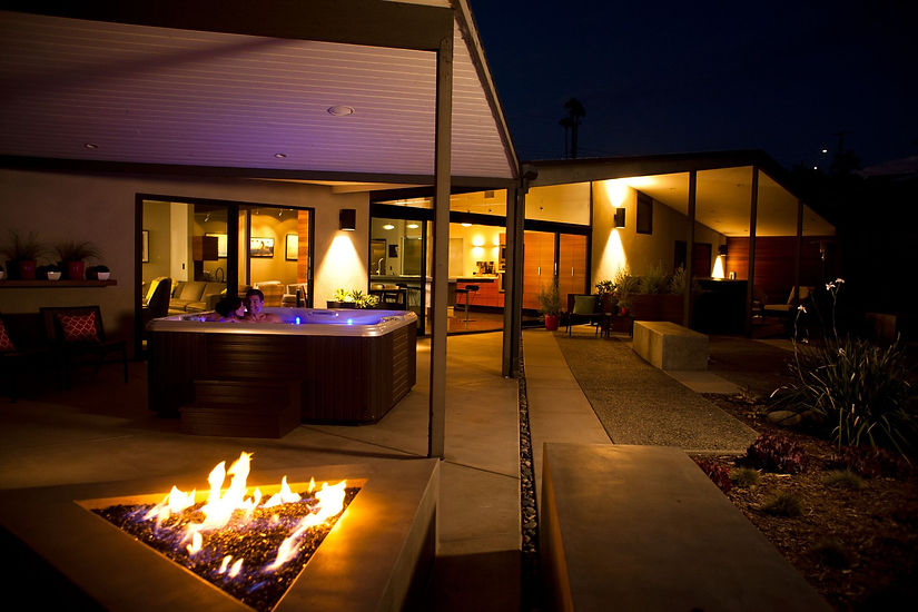 Caldera-Vacanza-2013-Tarino-Pearl-Lifestyle-Night-01.jpg