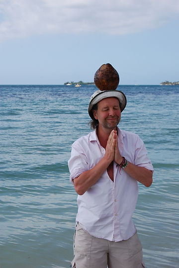 benny-cocco-nut.JPG