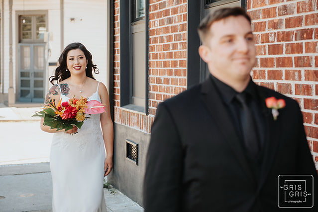 new orleans wedding first look