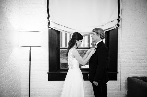 wedding party get ready at hotel Fontenot in new orleans