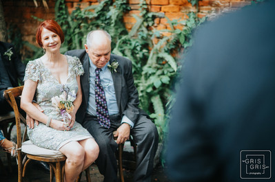 wedding ceremony in french quarter courtyard