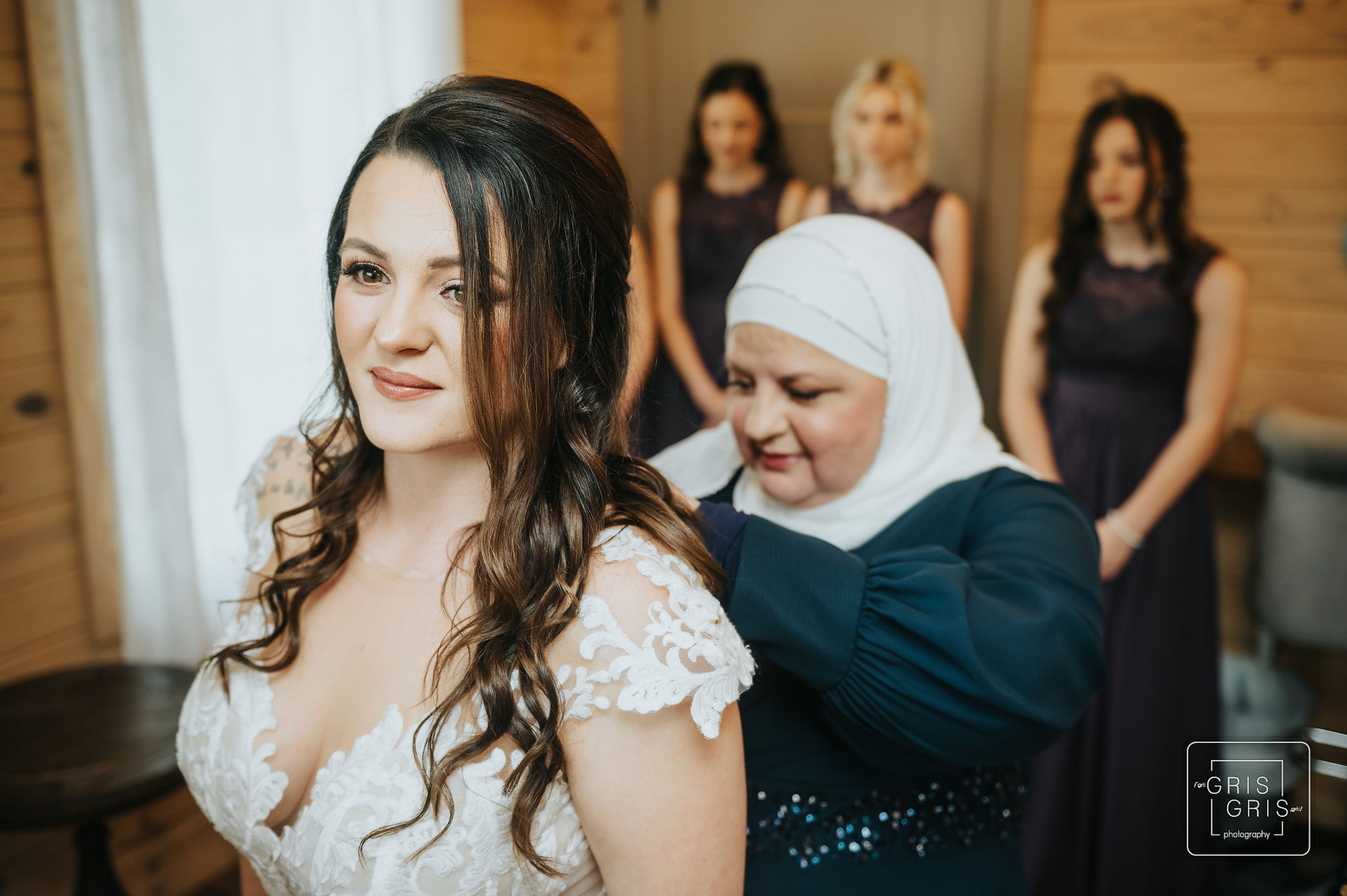 bride getting ready