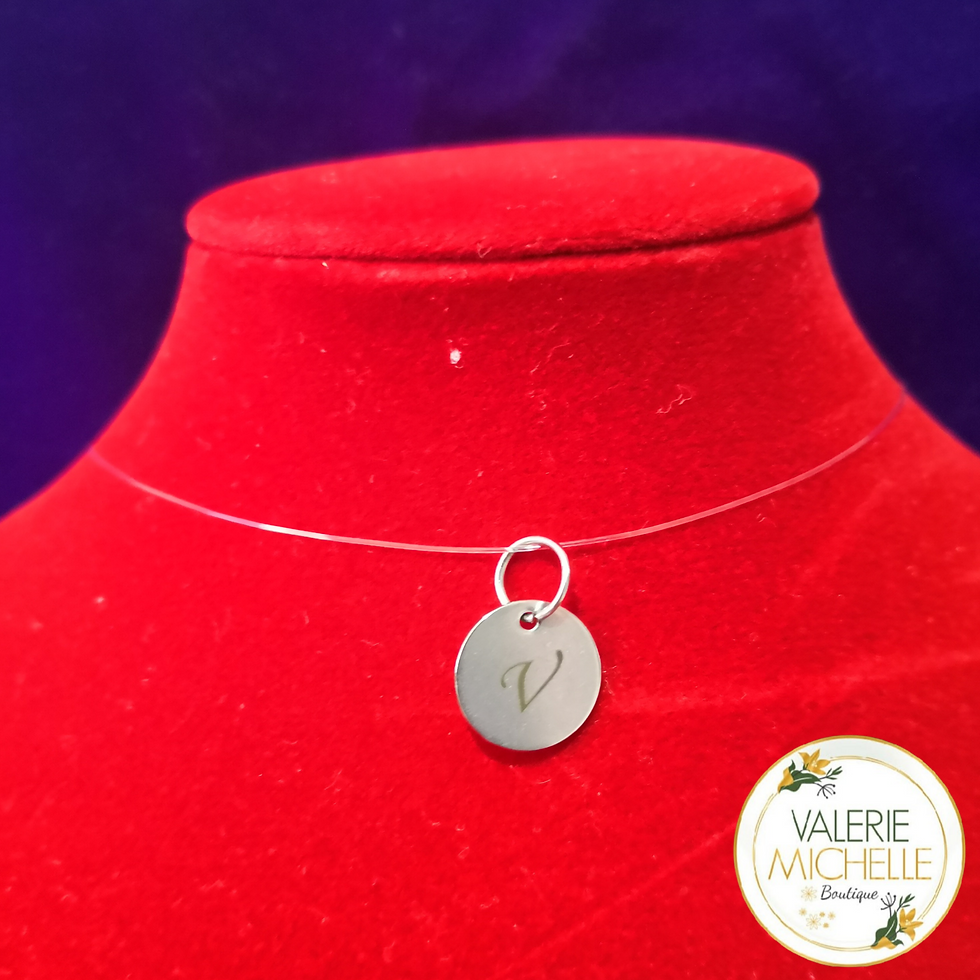 Miniatura: Collar con letra