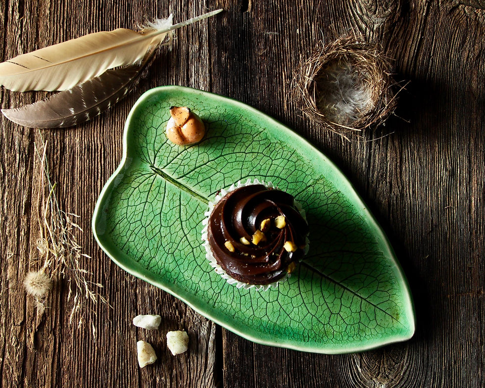 Thumbnail: Sleeping Fox Leaf Plate