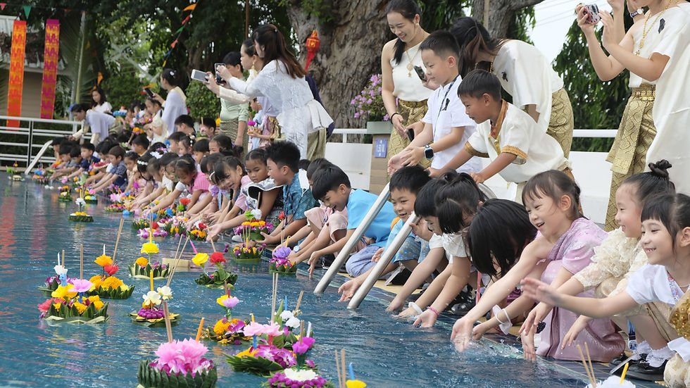 Loy Krathong Festival Activity