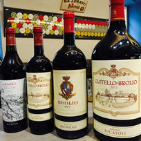 lahve červeného vína, velikost magnum