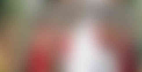 Lake Como wedding at Villa Regina Teodolinda with outdoor ceremony, Italian villa garden, and panora