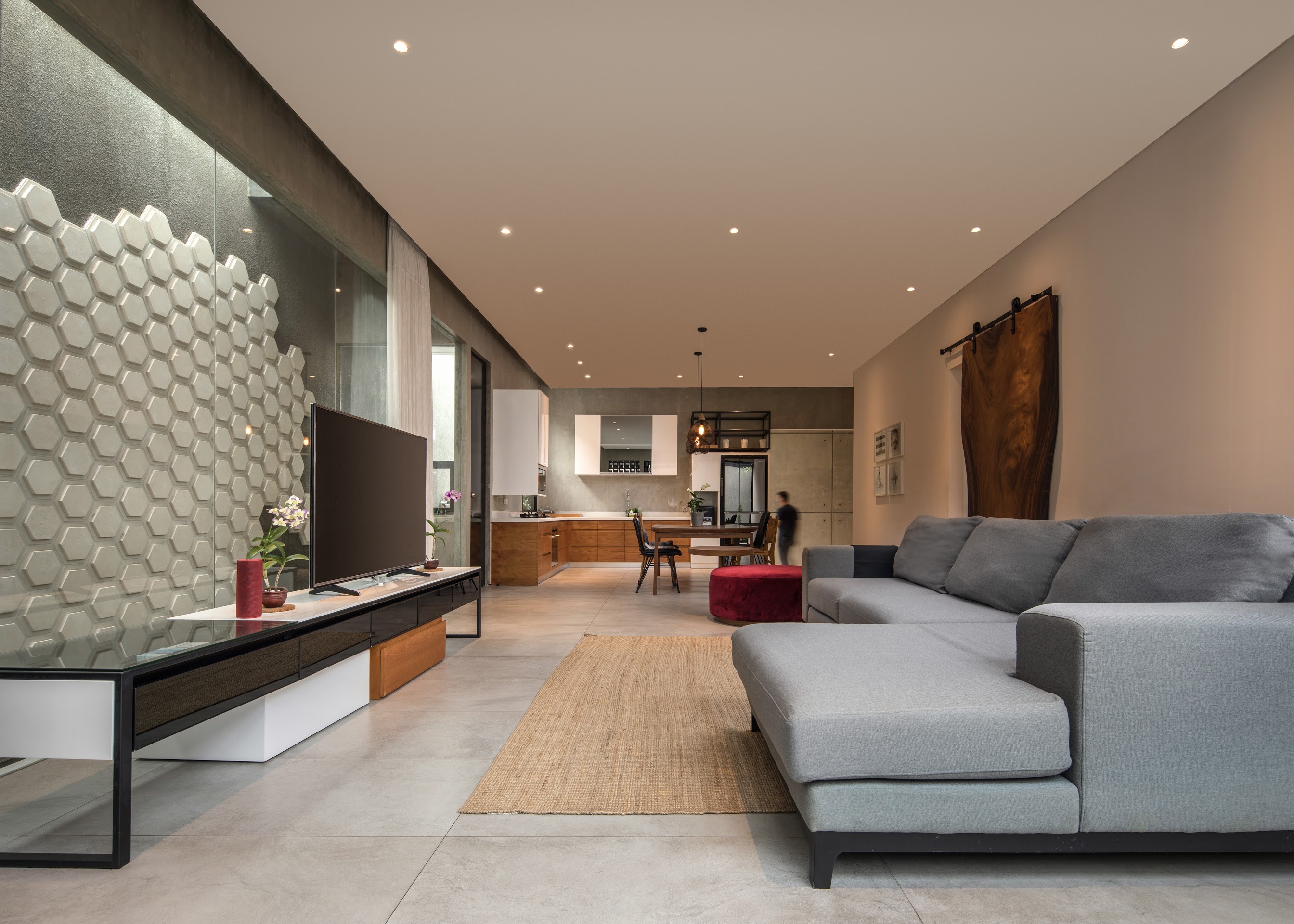 Mokie House minimalist modern