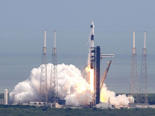 SpaceX Dragon Capsule Rescues Astronauts Stranded on the ISS