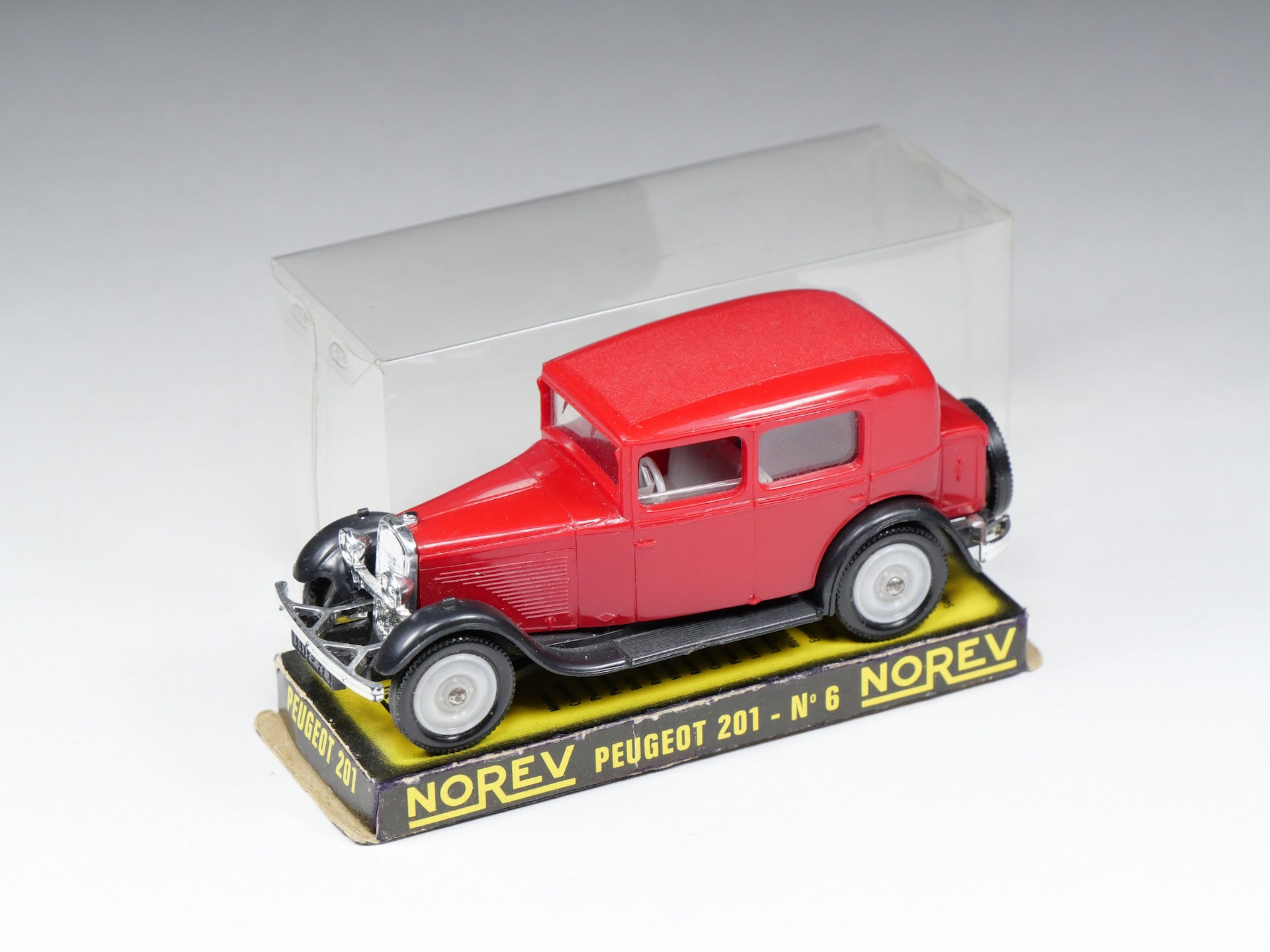 NOREV - 6 - Peugeot 201 - En boite