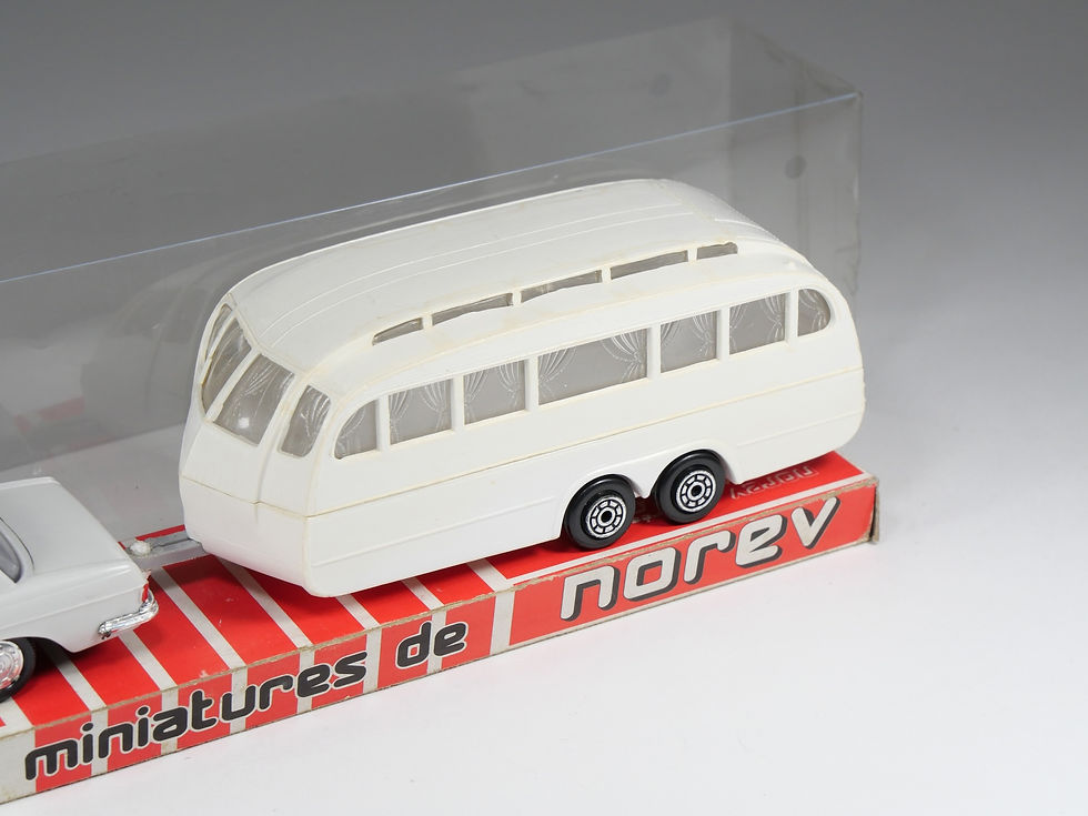 Thumbnail: NOREV - 99 - Mercedes 250 SE Caravane Hénon - En boite
