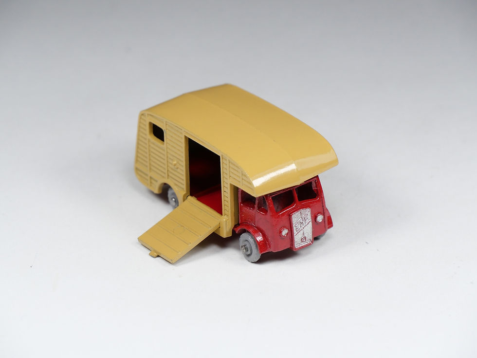 Thumbnail: MATCHBOX - 35-A - ERF Horse Box - Grey Plastic Wheels - En boite
