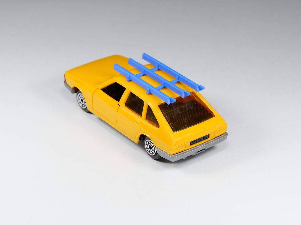 Miniature : NOREV - 323 - Talbot 1510 avec Skis - Jaune