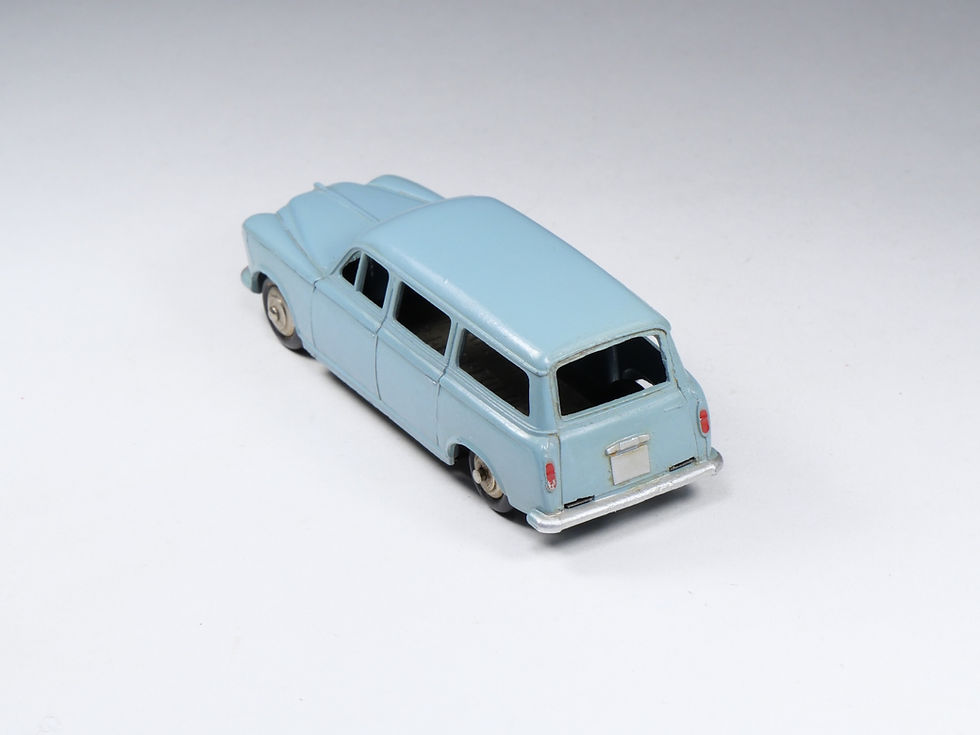 Thumbnail: DINKY TOYS FRANCE - 24F - Familiale 403 Peugeot - En boite