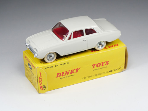 Dinky Ford Taunus réf 559 France - Jeux & Jouets Dinky Ford Taunus réf 559 France - Jeux & Jouets