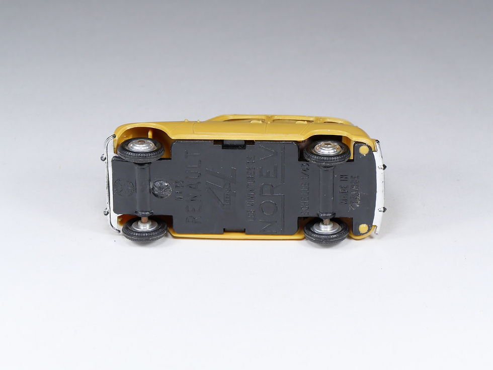 Miniatura: NOREV PLASTIGAM - 53 - Renault 4L - Calandre renforcée - En Boite
