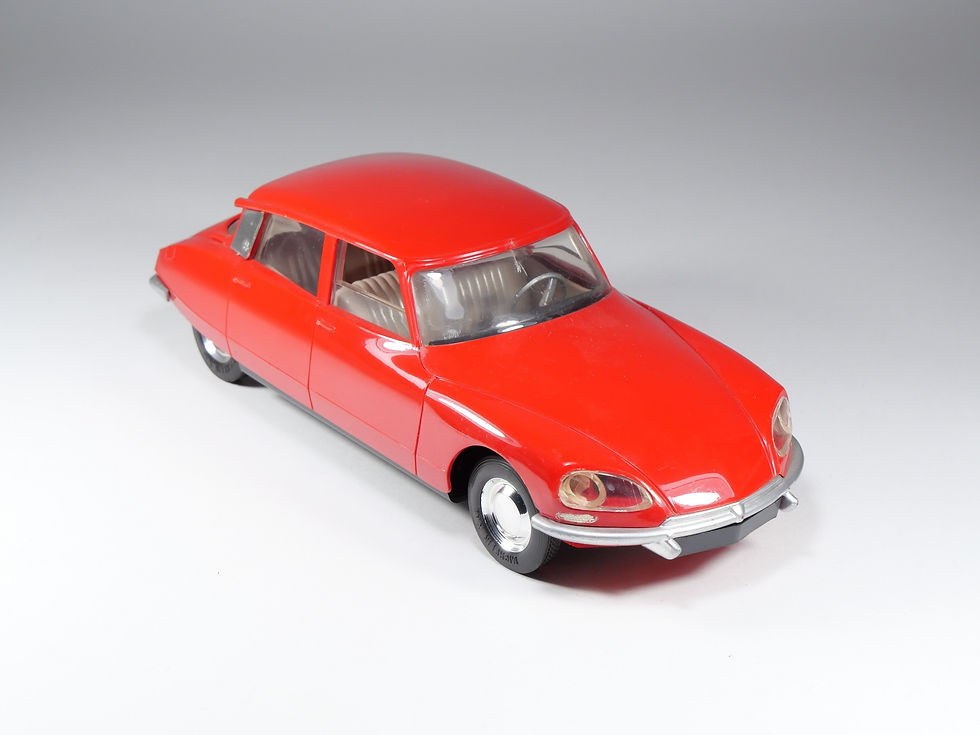 Thumbnail: SLJ - 810 - Citroën DS 21 - Friction - rouge - En boite