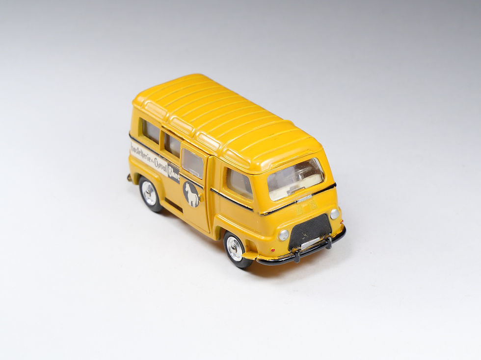 Thumbnail: CIJ - 3/92 - Renault Estafette Microcar Hostellerie du Cheval Blanc - En boite