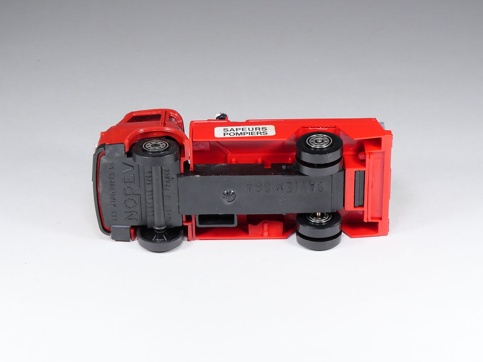 Miniature : NOREV PLASTIGAM - 220 - Saviem Citerne Pompiers - En boite
