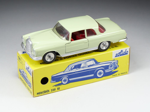 Solido - 1:43 - ref.. #126 Mercedes Benz 220SE Coupè Solido - 1:43 - ref.. #126 Mercedes Benz 220SE Coupè