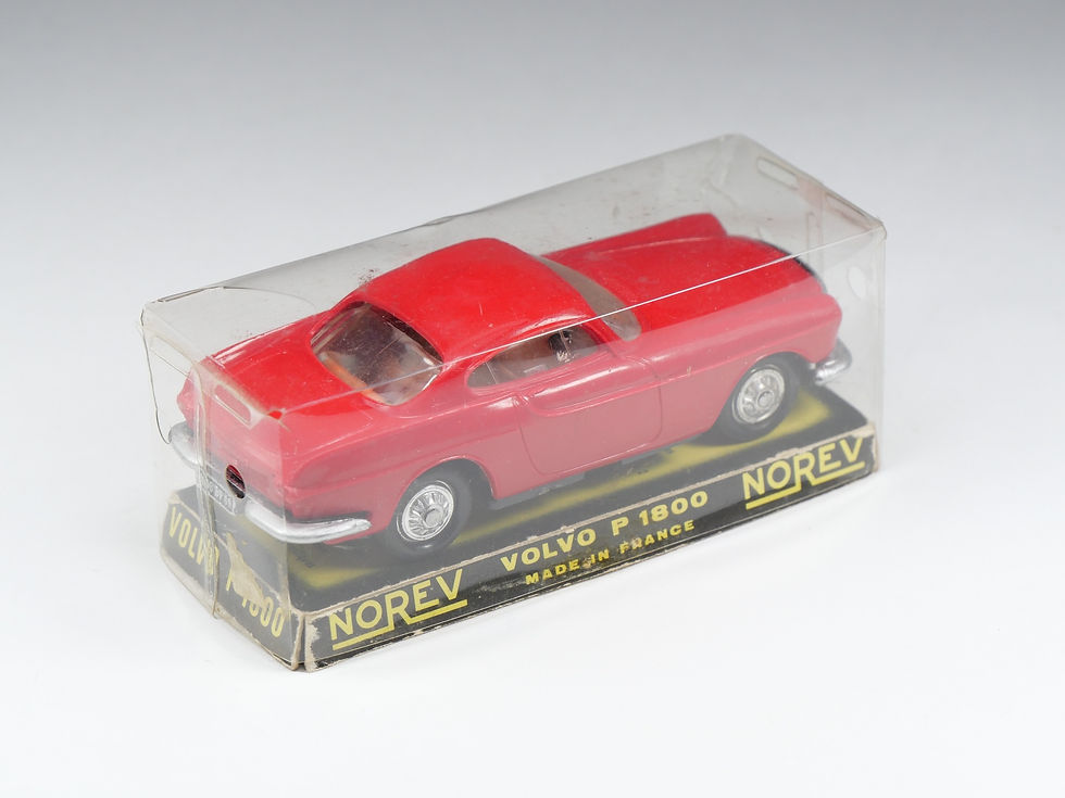 Thumbnail: NOREV - 44 - Volvo P1800 - Rouge - En boite