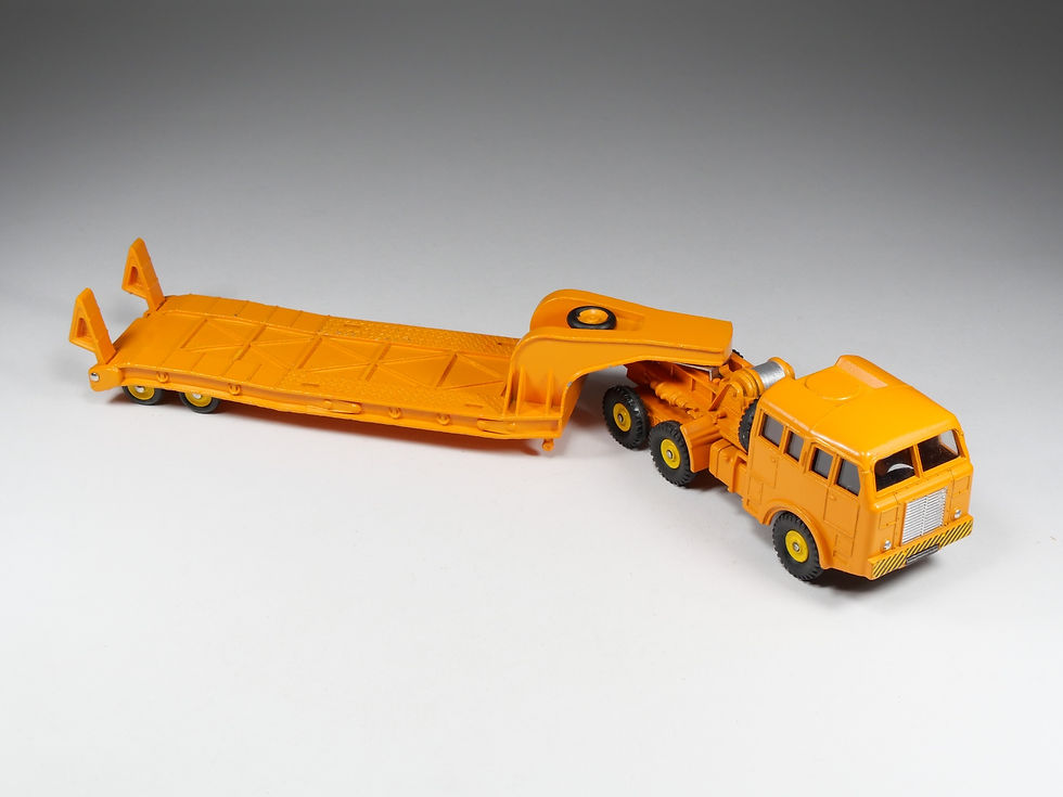 Miniatura: DINKY TOYS FRANCE - 898 - Tracteur Berliet Porte Transformateur Jantes concaves