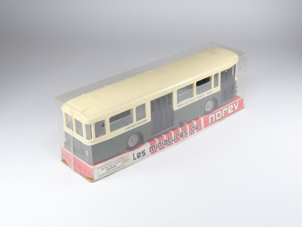 Miniatura: NOREV - 98 - Autobus Saviem SC 10 U - Paris / Courbevoie - En boite