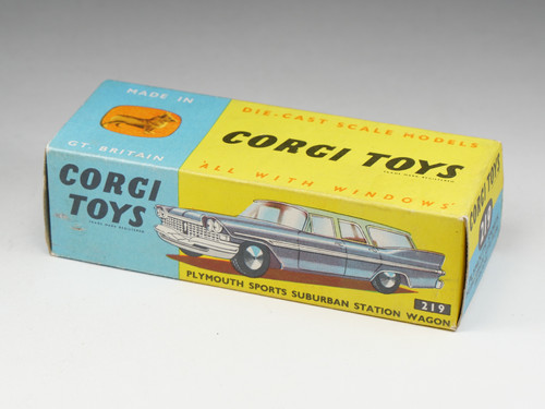 CORGI - 219 - Plymouth Suburban Sports Station Wagon - En boite