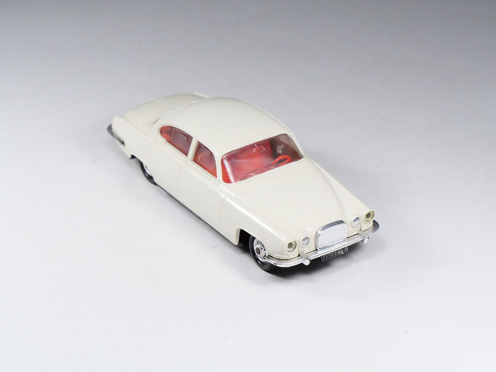Thumbnail: NOREV - 19 - Jaguar MK10 - Blanc intérieur orange - En boite
