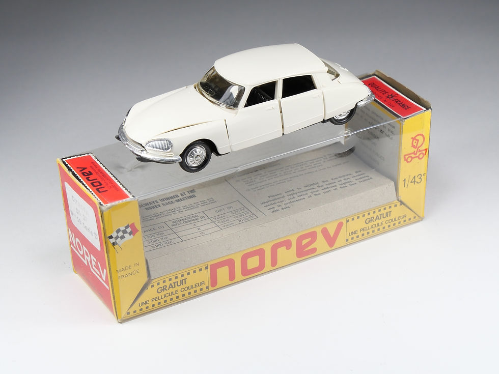 NOREV - 158 - Citroen DS 21 - Blanc cassé - En boite