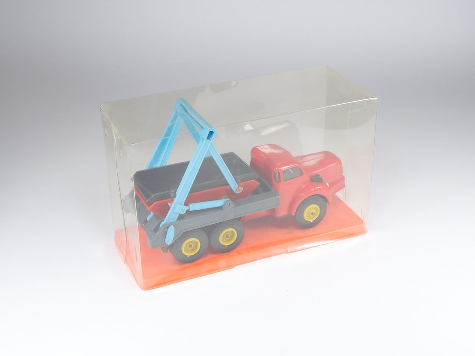 Miniatura: NOREV - 116 - Berliet TBO 15 Multibenne - Rouge et Anthracite - En boite