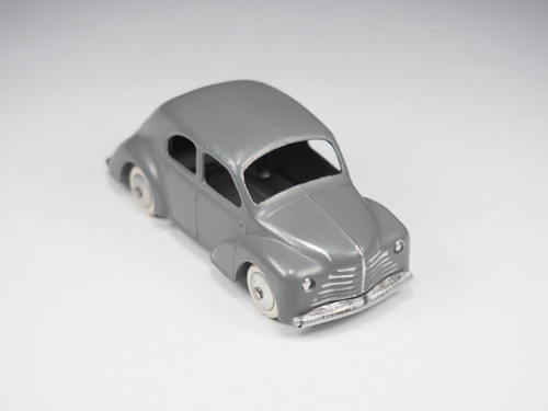 CIJ - 3/48 - RENAULT 4CV - 1/43 | BRICABOCK