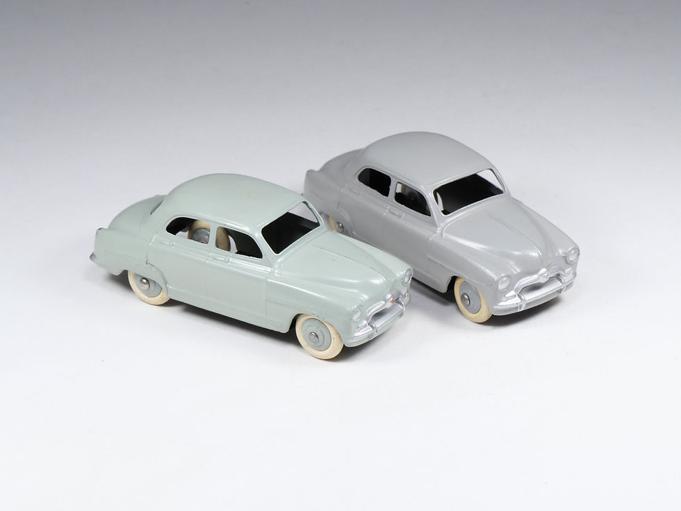 Miniature : DINKY TOYS FRANCE - 24U - Simca 9 Aronde - Vert Pale - En boite