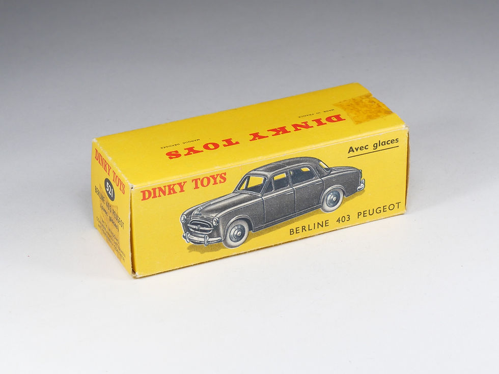Thumbnail: DINKY TOYS FRANCE - 521 - Peugeot 403 Berline - Jaune paille  - En boite