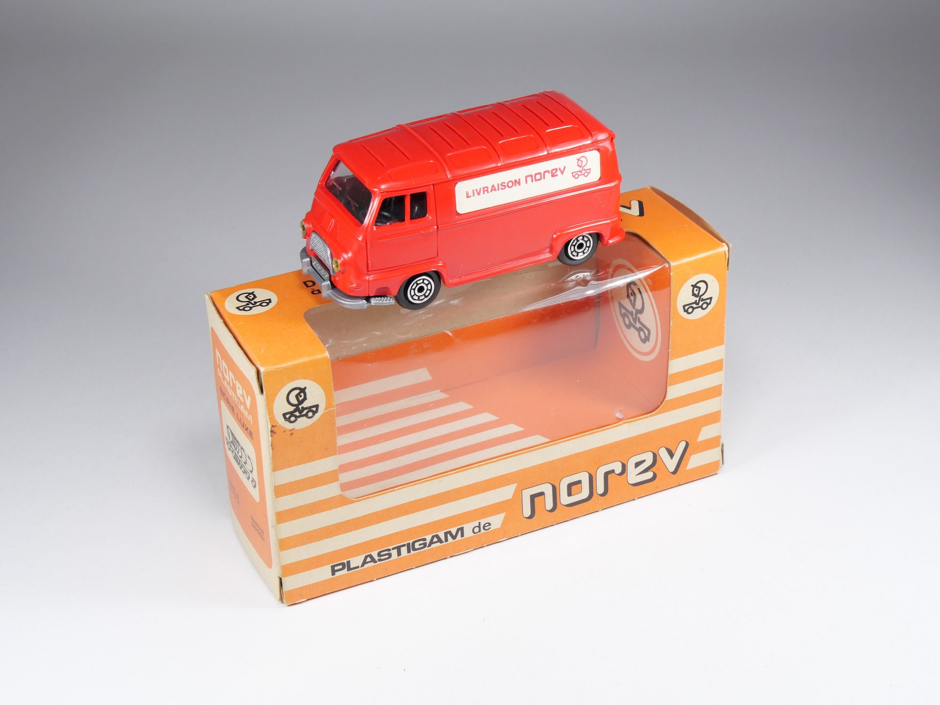NOREV - SÉRIE LUXE / PLASTIGAM - 254 - Estafette Renault Livraison - En boite